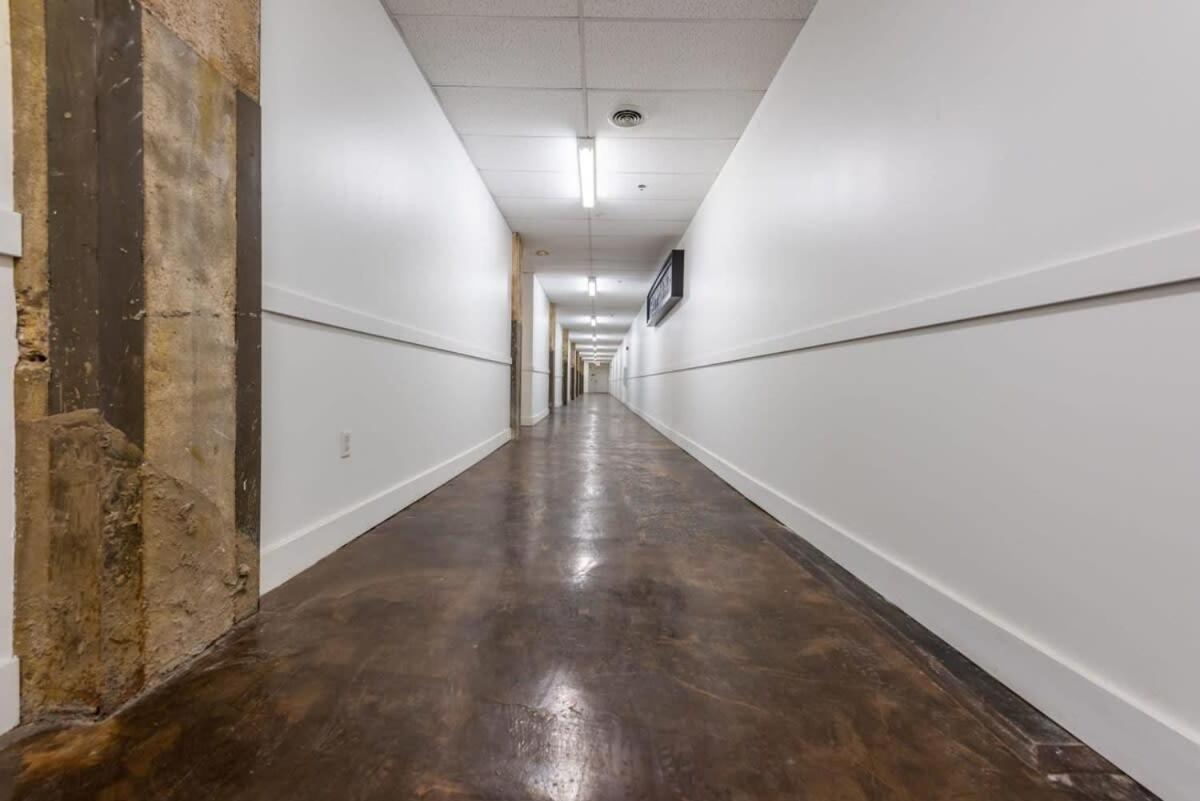 2Br 2Ba Spacious Historic Loft With Gym By Envitae Kansas City Luaran gambar