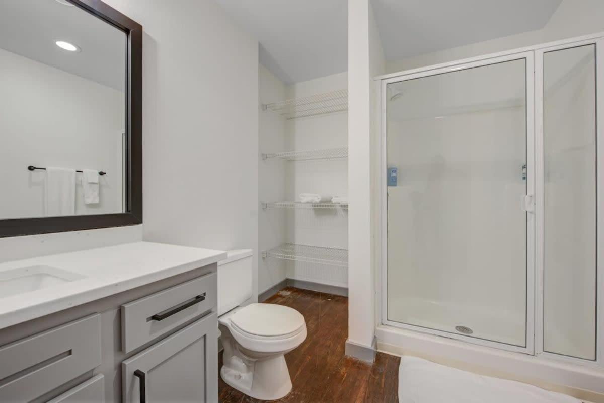 2Br 2Ba Spacious Historic Loft With Gym By Envitae Kansas City Luaran gambar