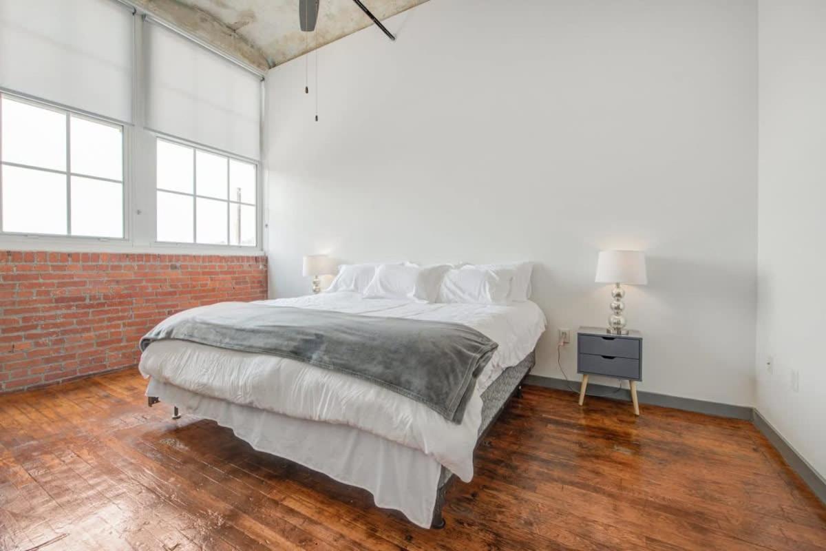 2Br 2Ba Spacious Historic Loft With Gym By Envitae Kansas City Luaran gambar